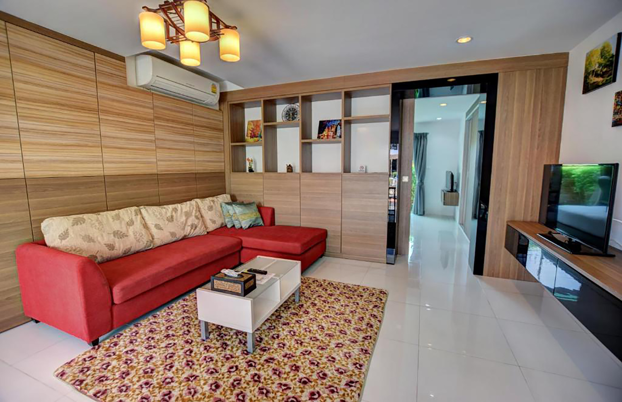 pool-access 89 -rawai-hote